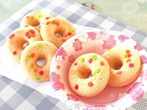 フルーティな香り!レモンのシンプル焼きドーナツ♪